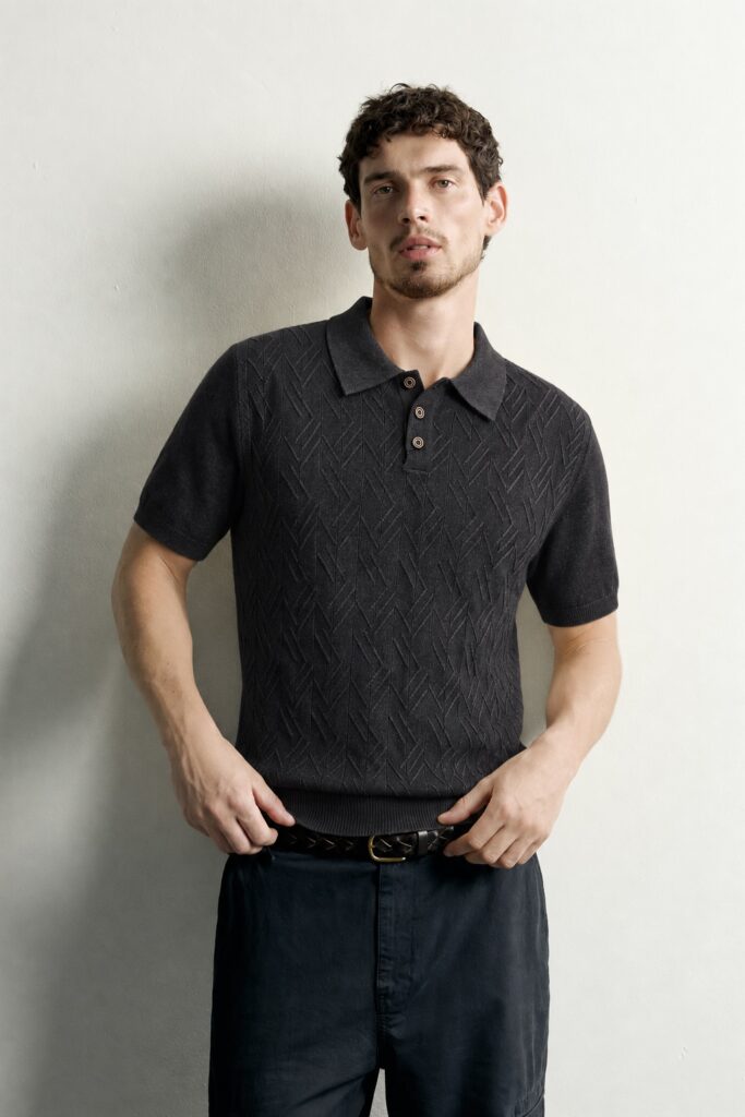 VELLUTO (BLACK)