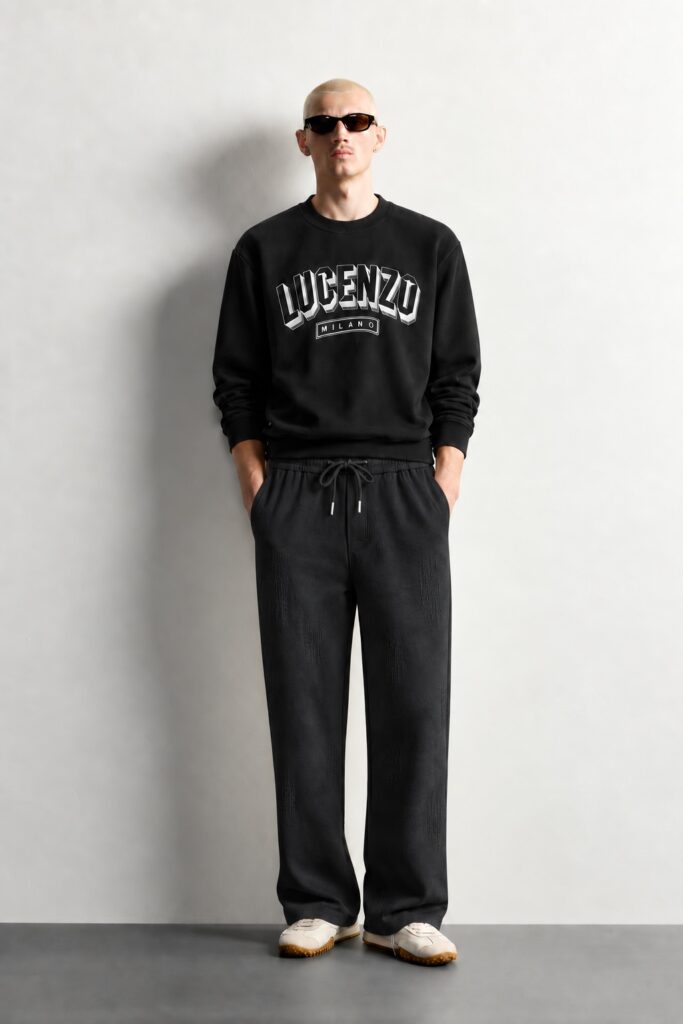 VELLUM (Black)